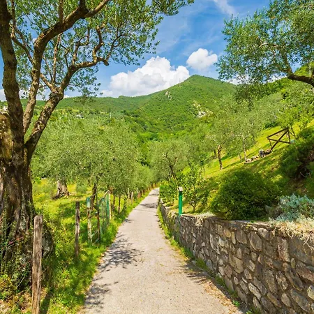 Holiday home Le Fratte Sport And Relax In Hilly Area - Happy Pertica Alta